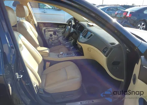 2011 Hyundai Genesis 4.6 z USA, uszkodzony, nr VIN KMHGC4DF0BU141282